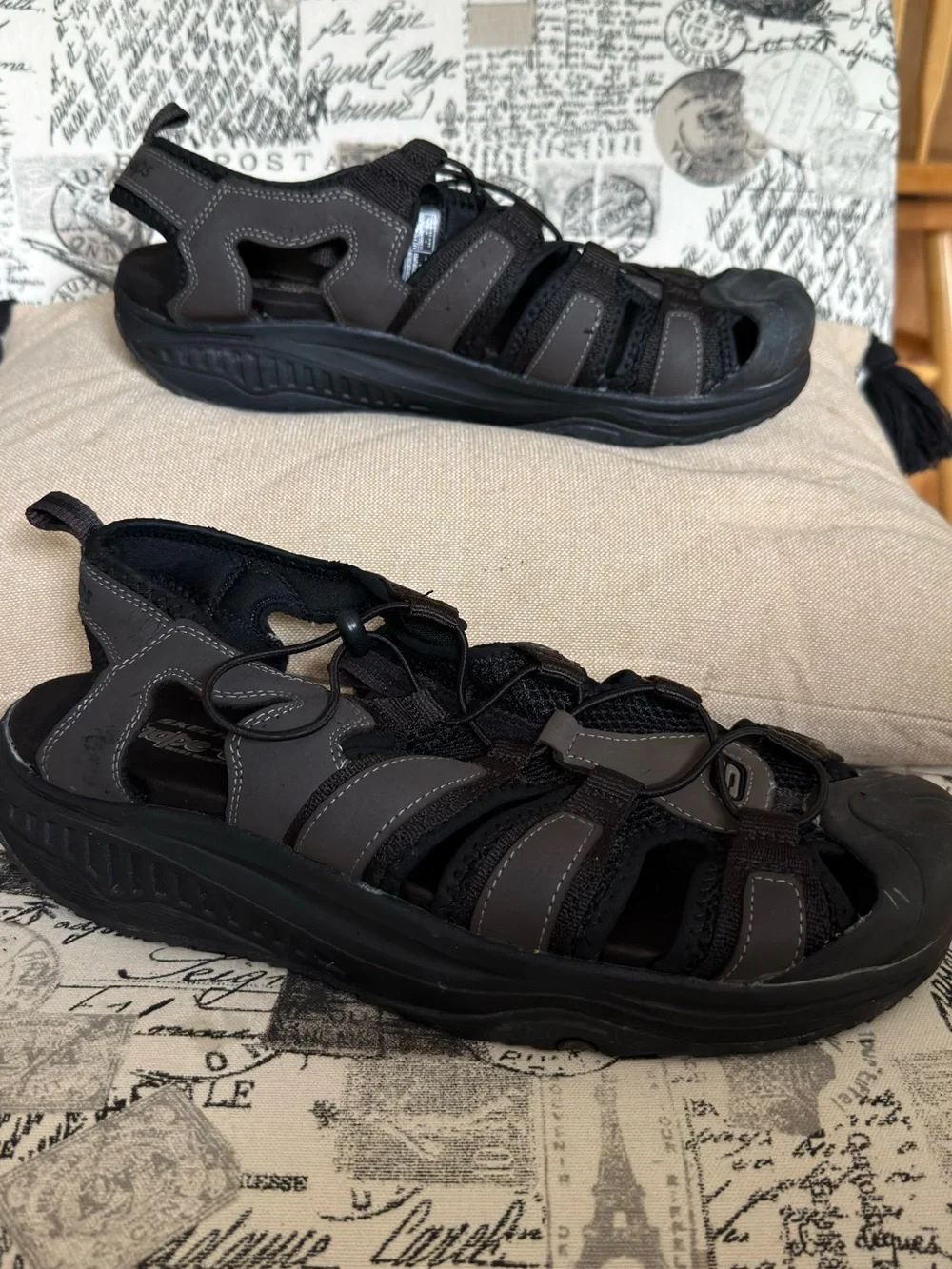 Skechers shape ups